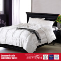 Couette Jacquard Satin Comforter Microfiber